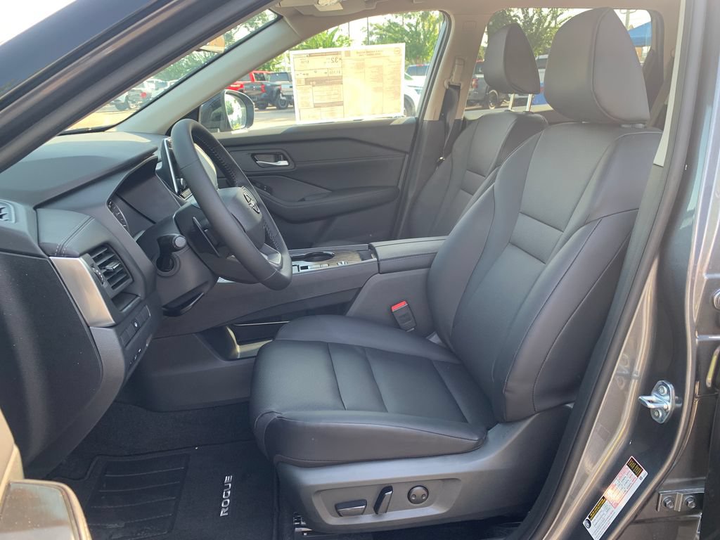 New 2026 Nissan Rogue Dark Armor FWD image 22