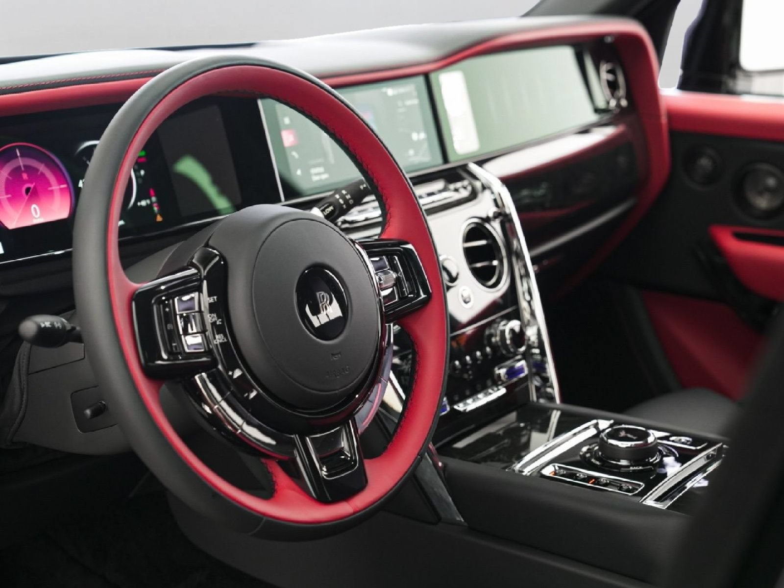 Certified 2025 Rolls-Royce Cullinan AWD/4WD image 16