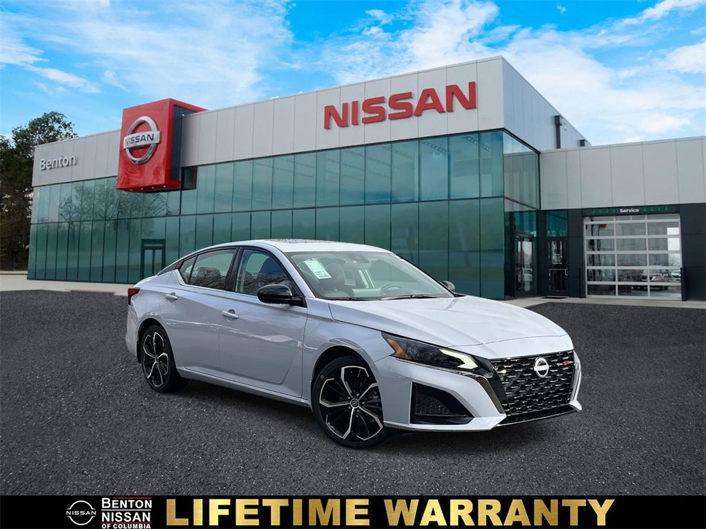 New 2025 Nissan Altima 2.5 SR w/ SR Premium Package
