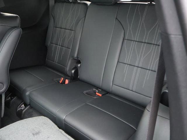 New 2026 Buick Enclave Avenir w/ Super Cruise Package image 17