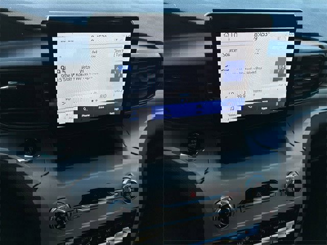 Used 2023 Ford Explorer XLT image 19