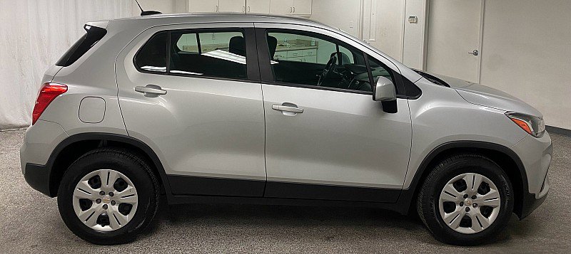 Used 2018 Chevrolet Trax LS image 4