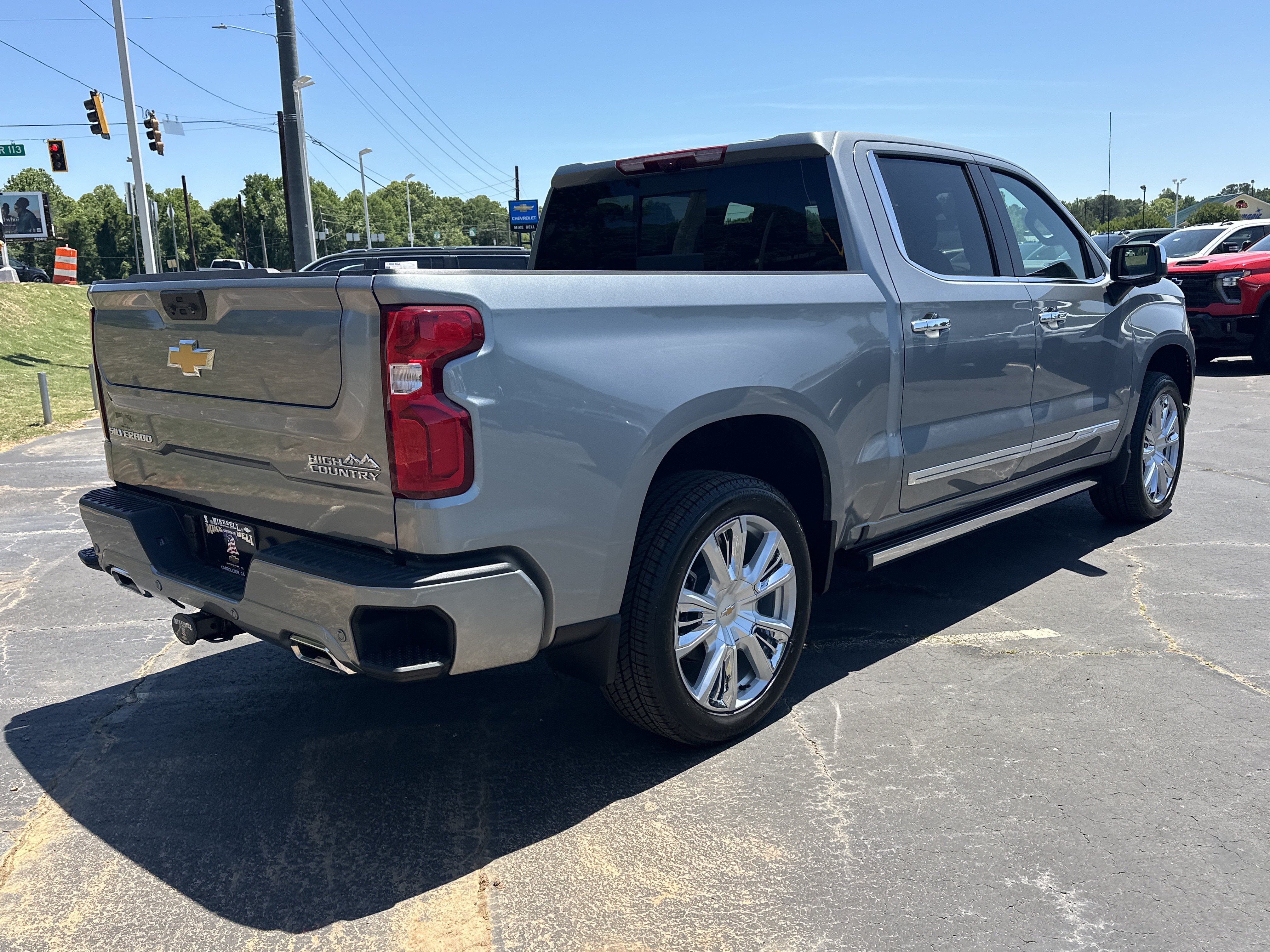 New 2026 Chevrolet Silverado 1500 High Country AWD/4WD image 9