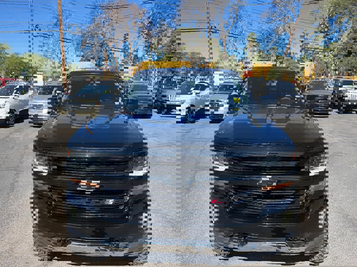 Used 2018 Chevrolet Silverado 1500 LT w/ All Star Edition AWD/4WD image 44