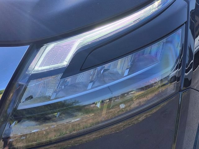 Certified 2025 Nissan Pathfinder SL AWD/4WD image 9