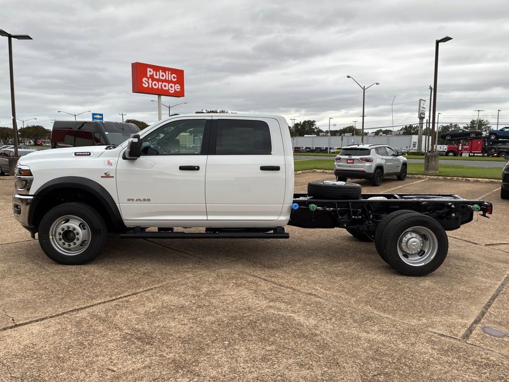 New 2026 RAM 4500 4x4 Crew Cab DRW video 2