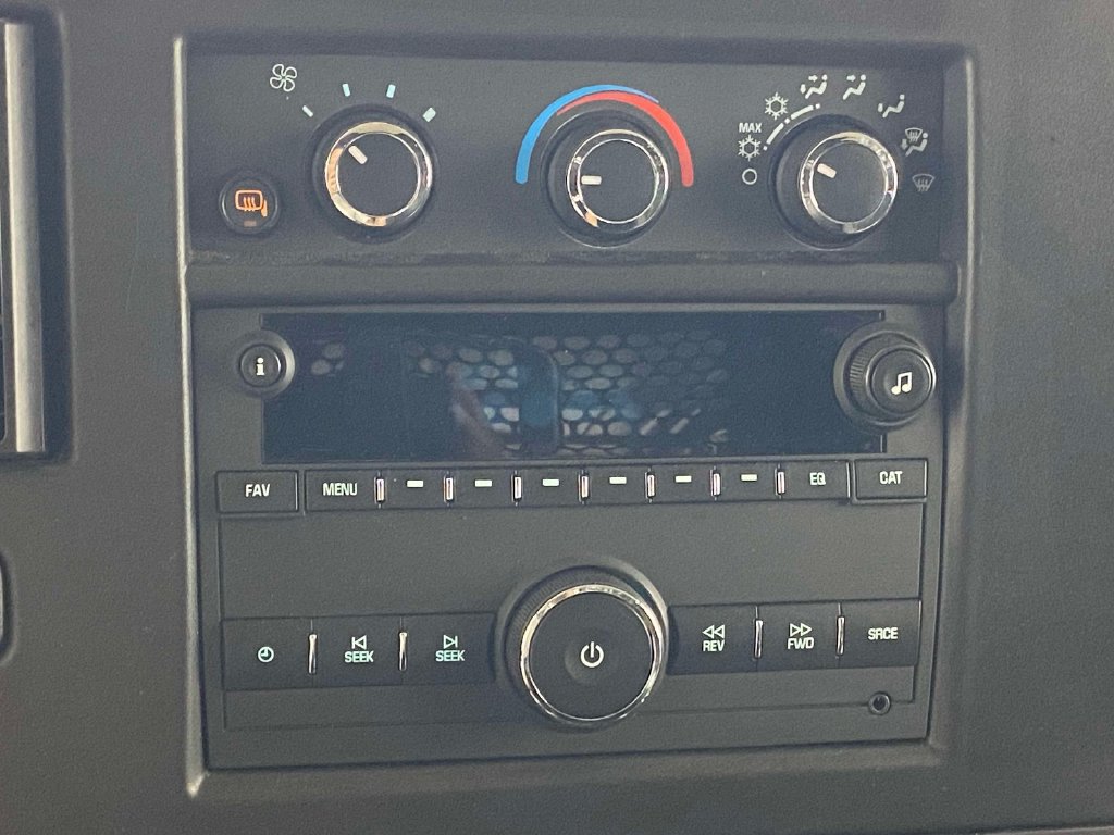 Used 2024 GMC Savana 2500 w/ Driver Convenience Package RWD image 30
