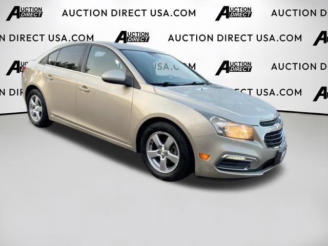 Used 2015 Chevrolet Cruze LT w/ Technology Package FWD image 23