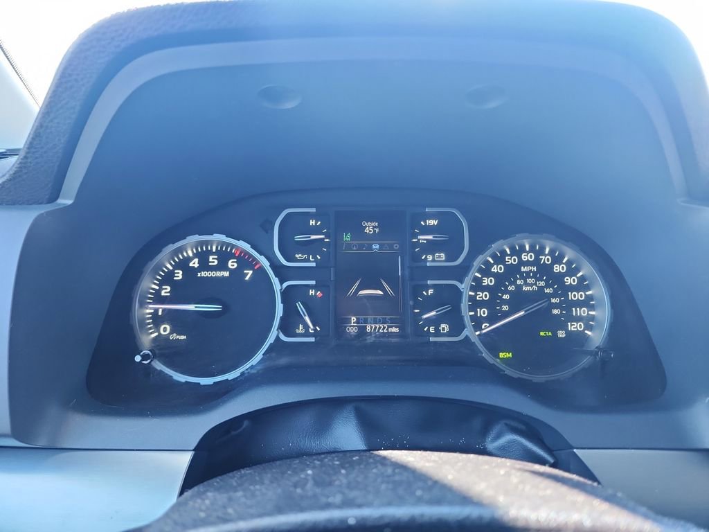 Used 2020 Toyota Tundra Platinum image 18