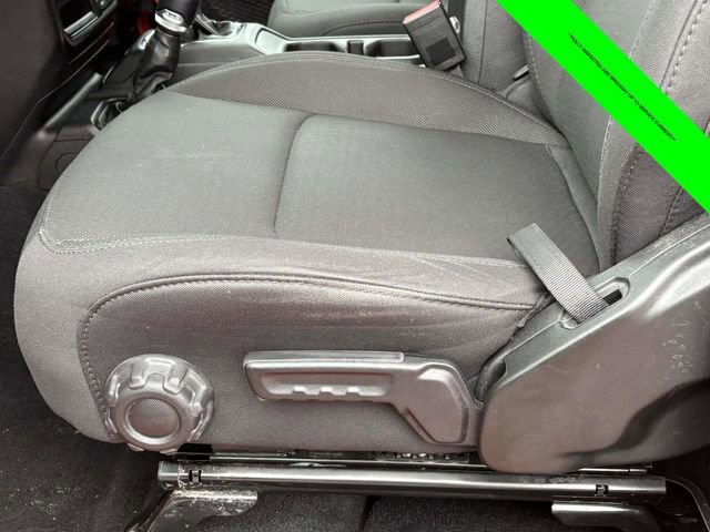 Used 2023 Jeep Wrangler Unlimited image 5