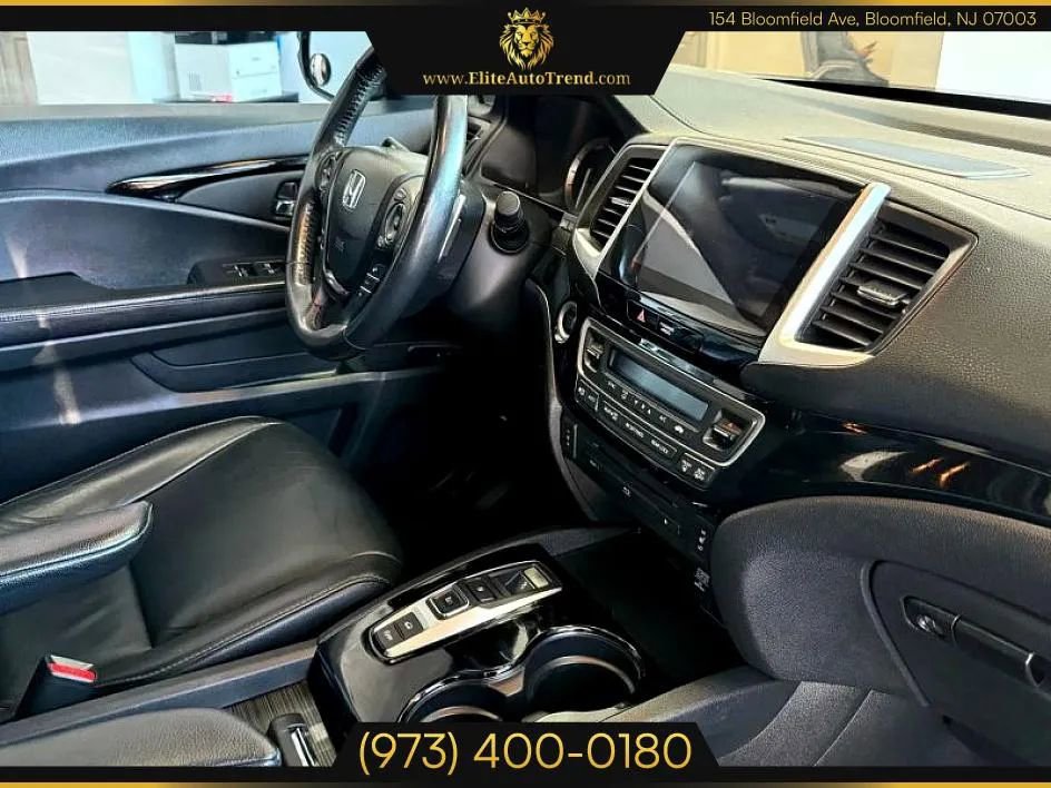 Used 2017 Honda Pilot Touring image 22
