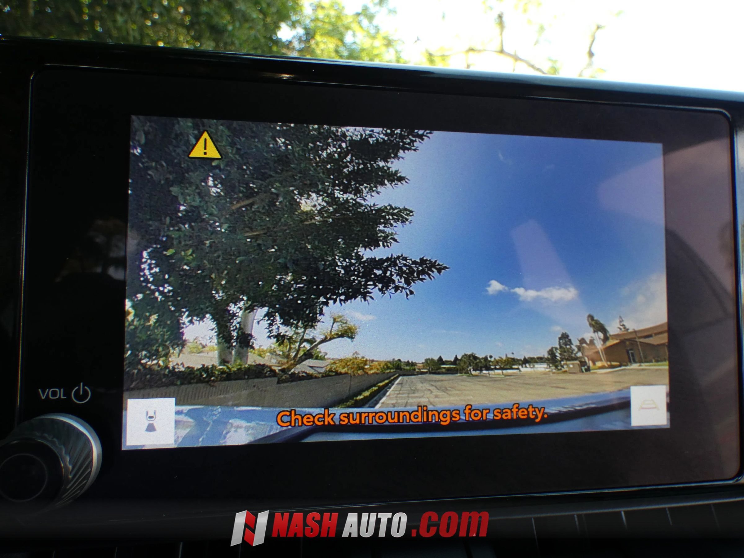 Used 2023 Toyota RAV4 AWD Hybrid image 71