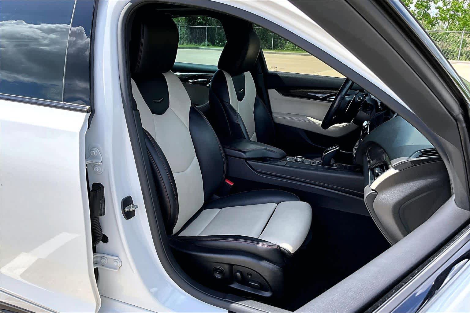 Used 2020 Cadillac CT5 Sport RWD image 9