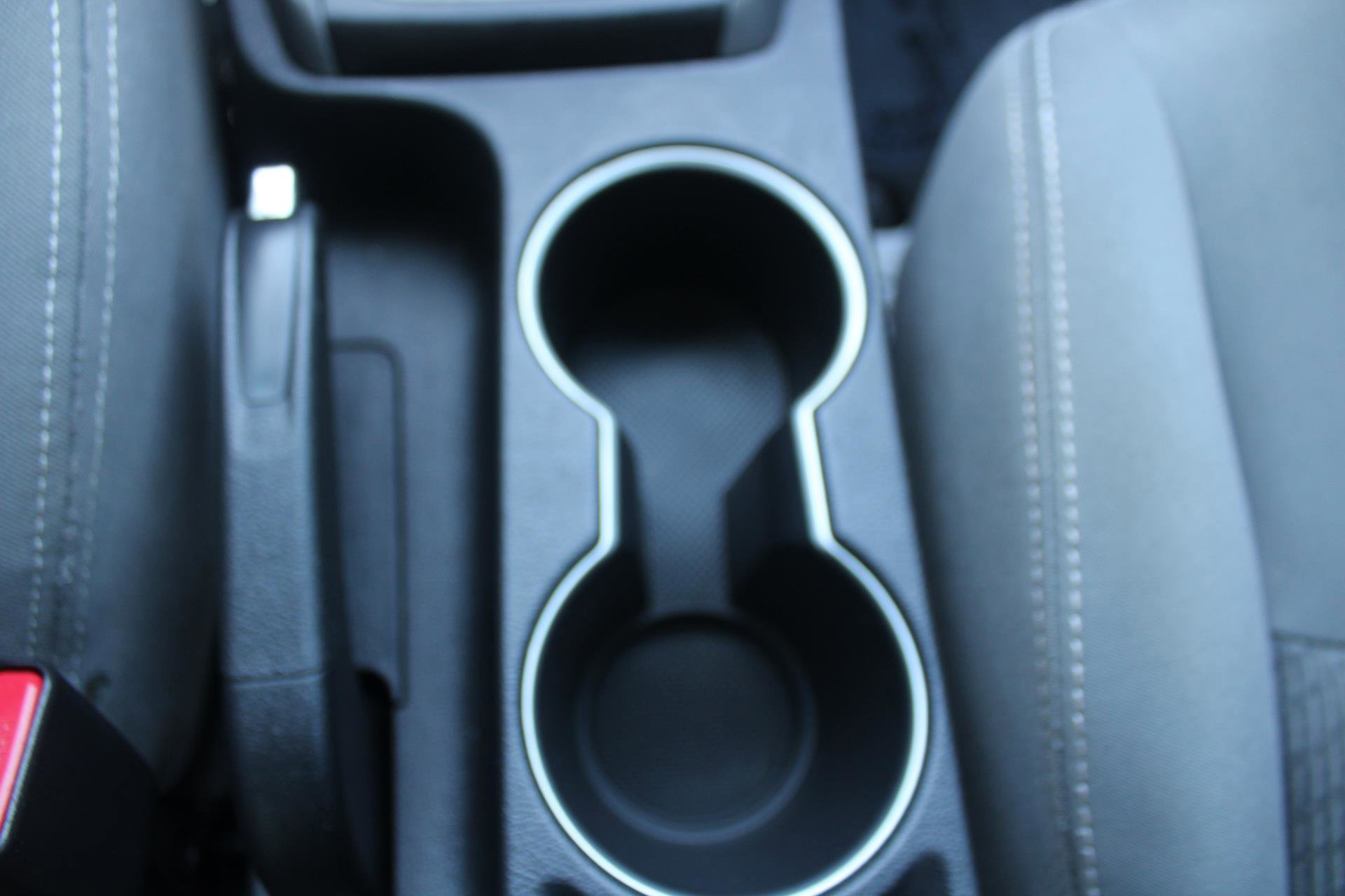 Used 2014 Hyundai Elantra image 14