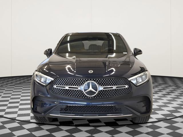 Used 2024 Mercedes-Benz GLC 300 4MATIC image 3