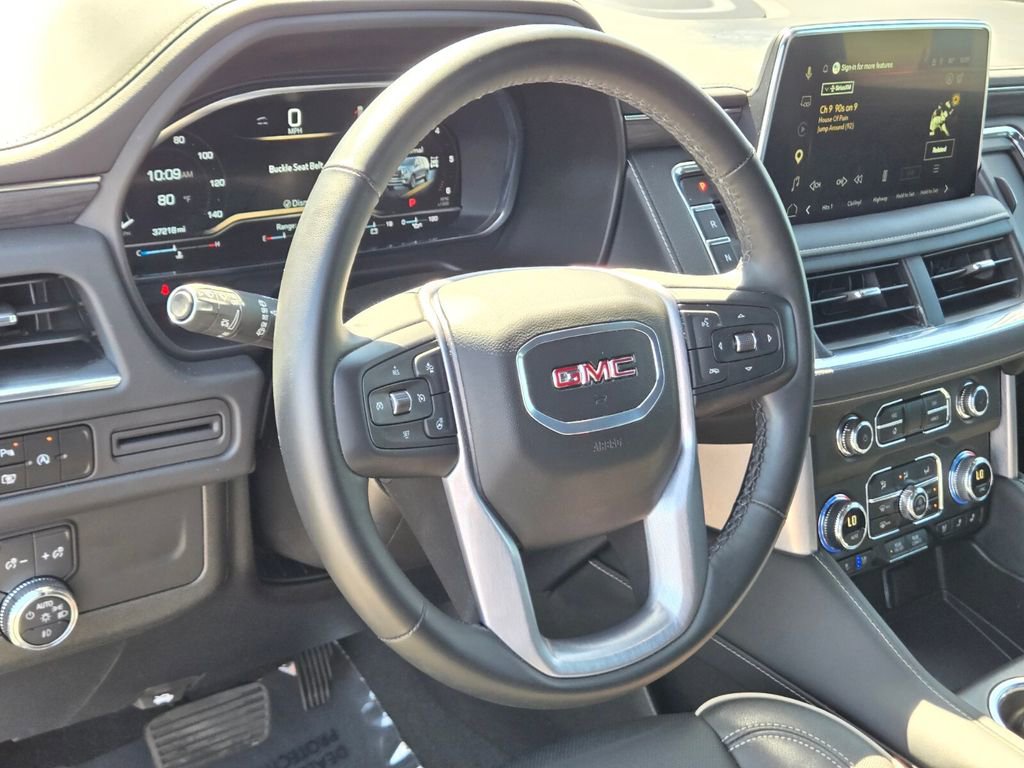 Used 2024 GMC Yukon SLT w/ SLT Premium Package AWD/4WD image 21