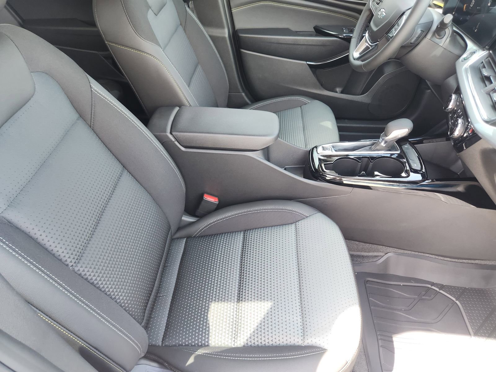 New 2026 Chevrolet Trax LT w/ Driver Confidence Package FWD image 13