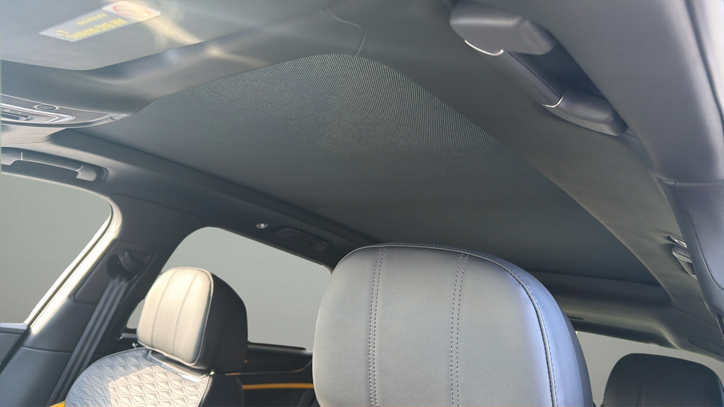 New 2026 Bentley Bentayga Speed AWD/4WD image 19