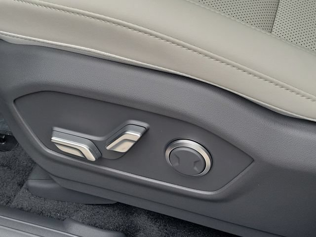 New 2026 Hyundai Santa Fe SEL FWD image 19