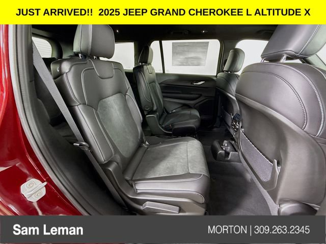 New 2025 Jeep Grand Cherokee L Altitude image 28