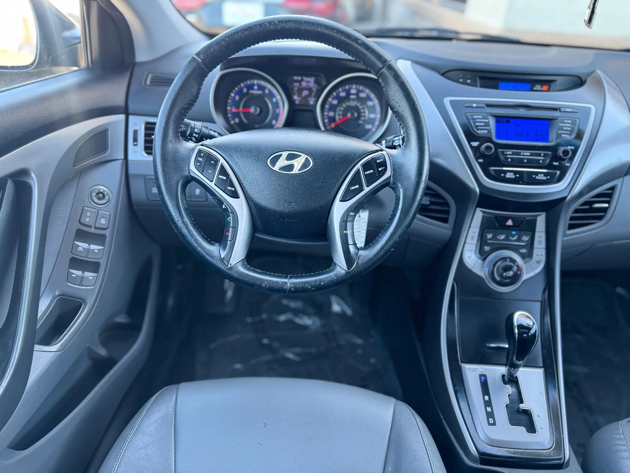 Used 2013 Hyundai Elantra Limited image 15