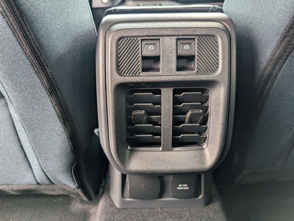 New 2025 Ford Bronco Heritage Edition image 40