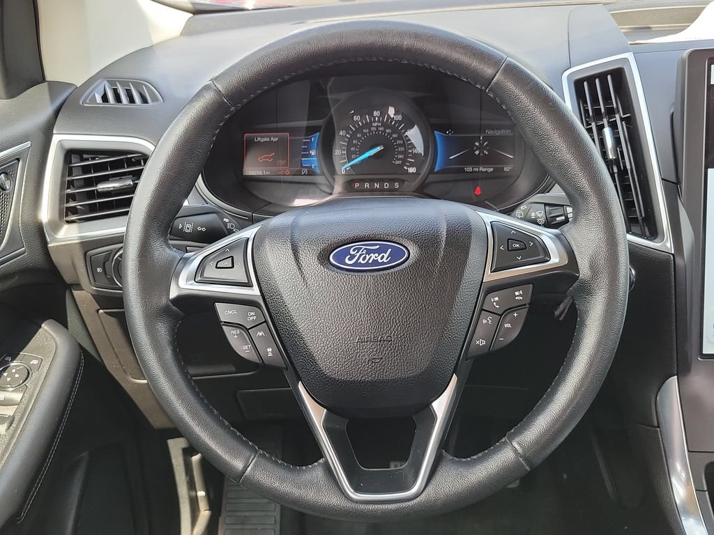 Used 2022 Ford Edge Titanium w/ Equipment Group 301A AWD/4WD image 33