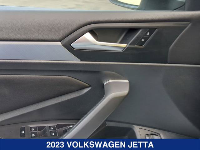 Certified 2023 Volkswagen Jetta SE FWD image 11