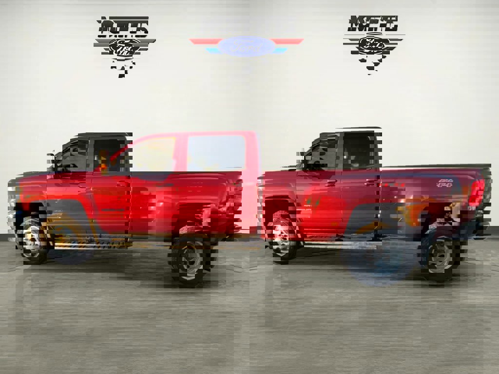 Used 2015 Chevrolet Silverado 3500 LT w/ LT Convenience Package image 2