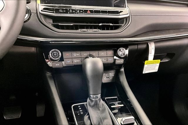 New 2026 Jeep Compass Latitude image 7