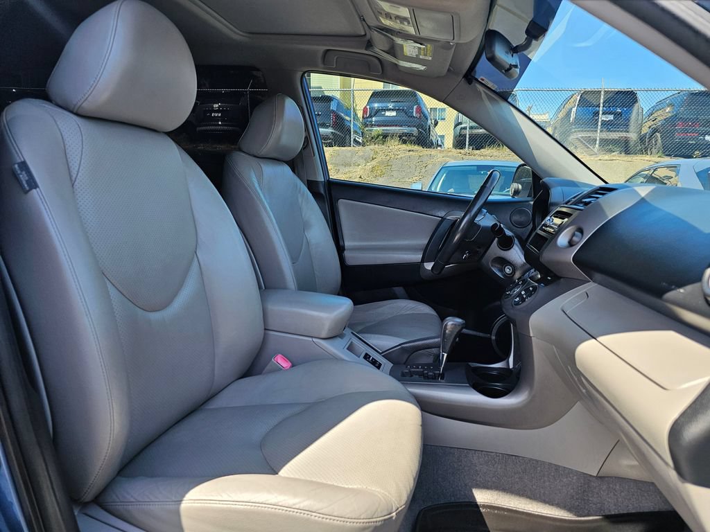 Used 2007 Toyota RAV4 Limited FWD image 12