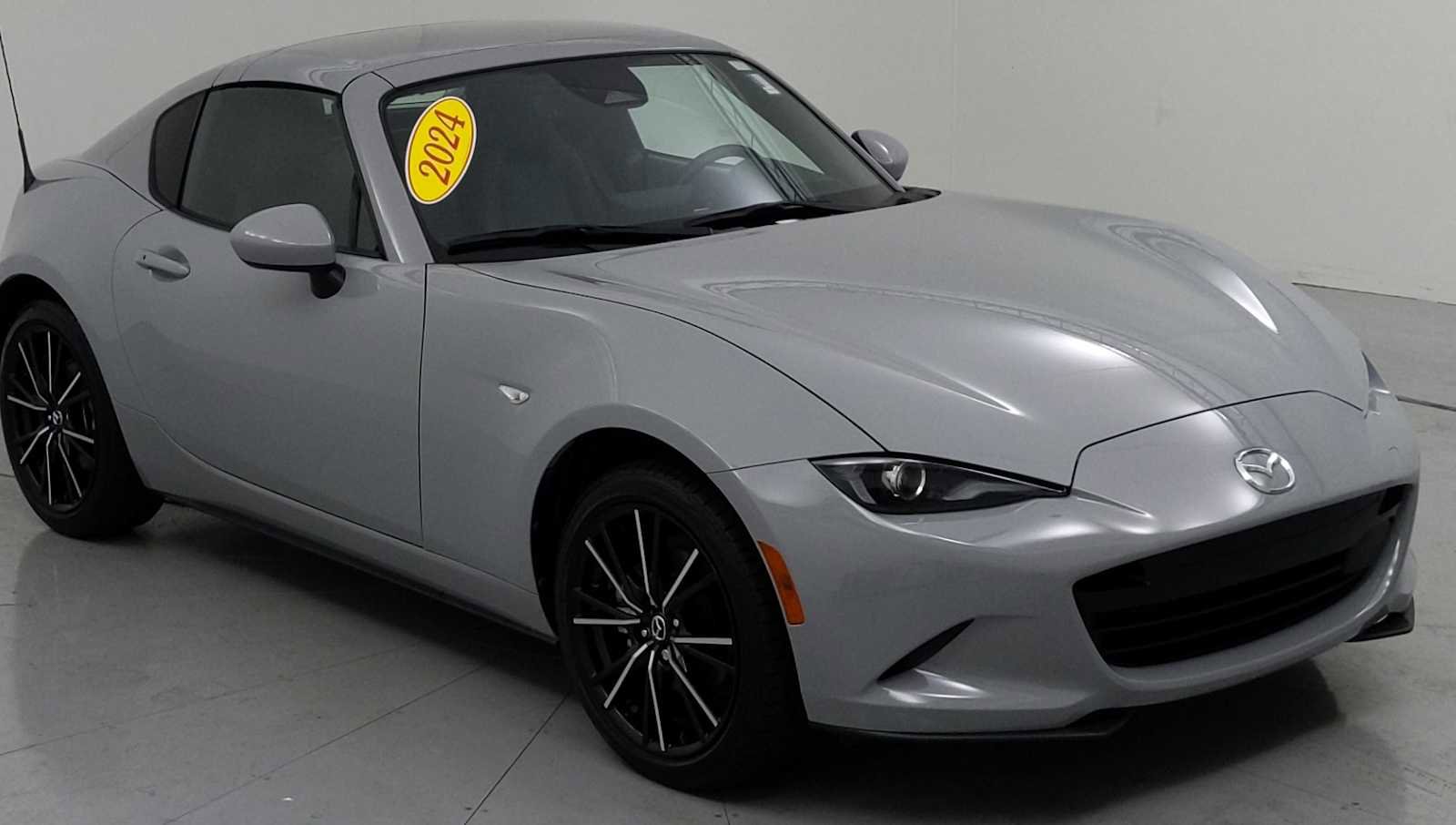 Used 2024 MAZDA MX-5 Miata RF Grand Touring RWD image 1
