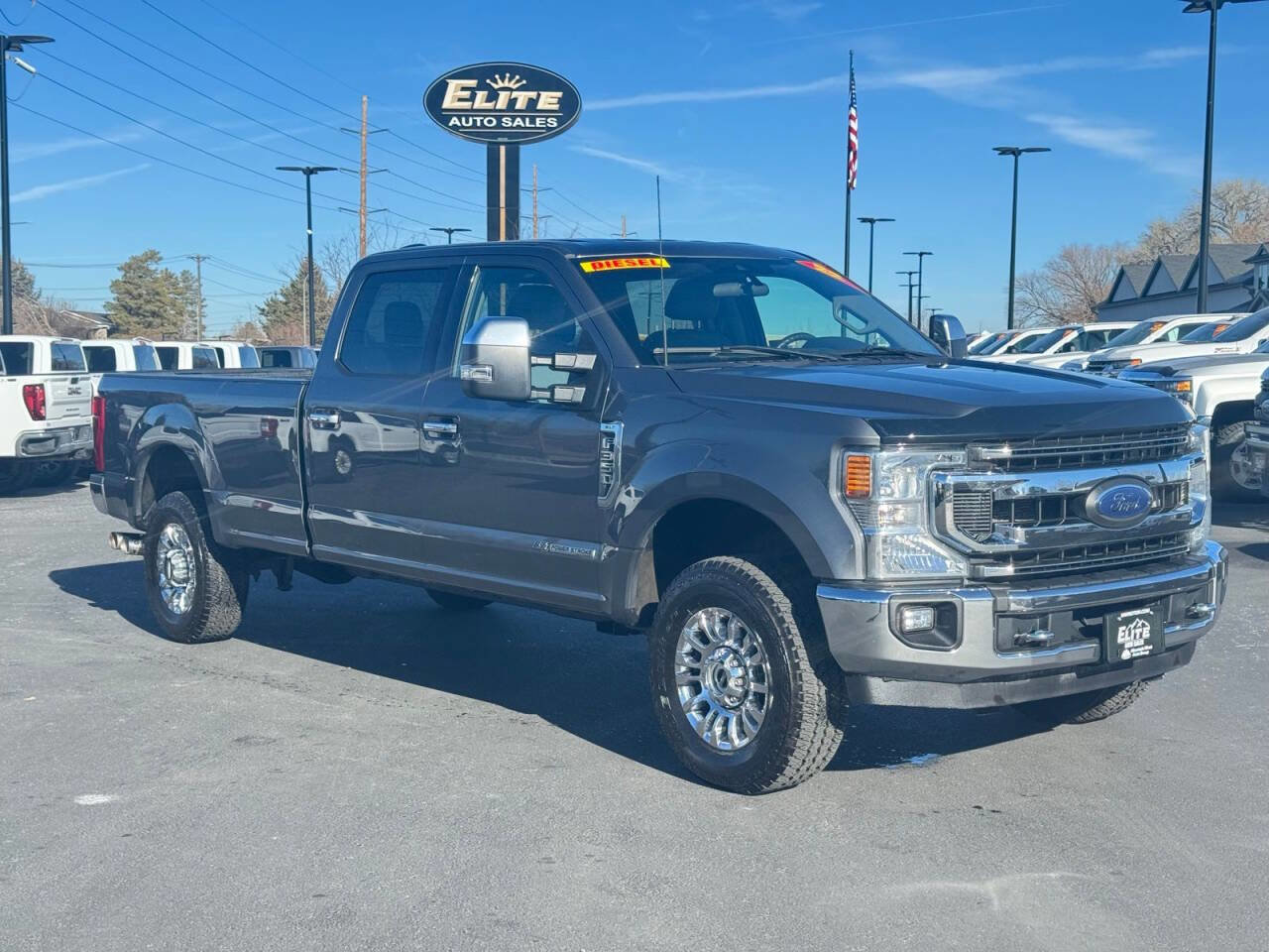 Used 2022 Ford F350 XLT w/ XLT Premium Package AWD/4WD image 3