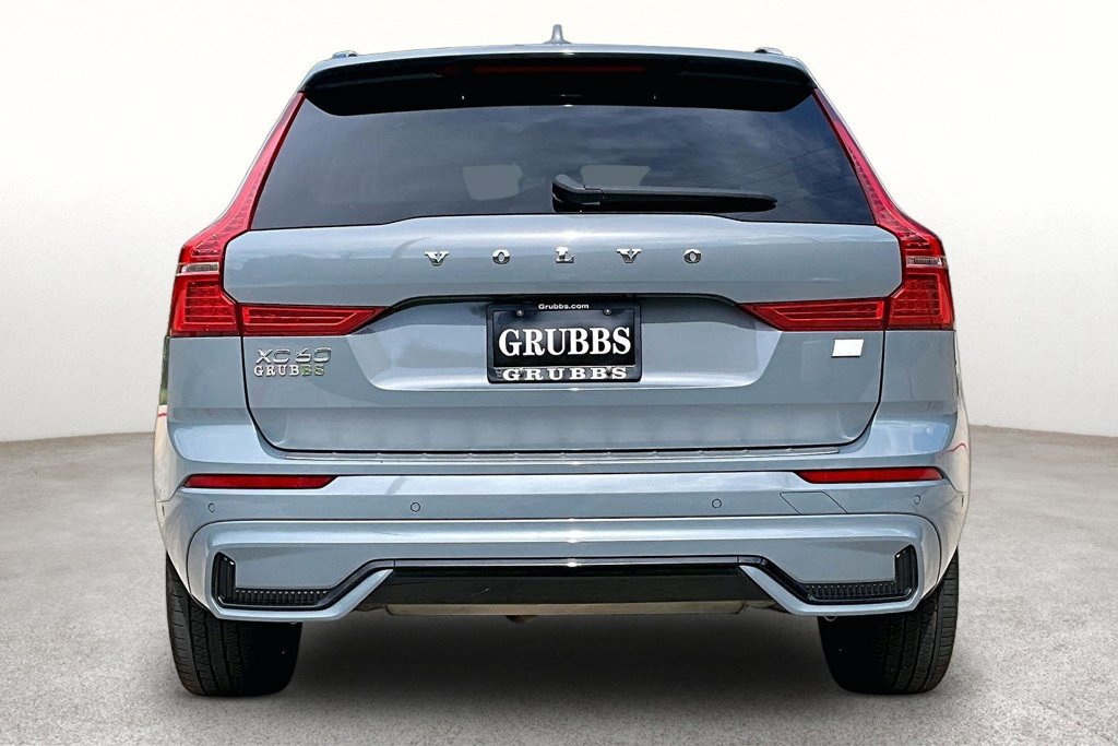 Used 2024 Volvo XC60 T8 Plus w/ Protection Package Premier AWD/4WD image 5
