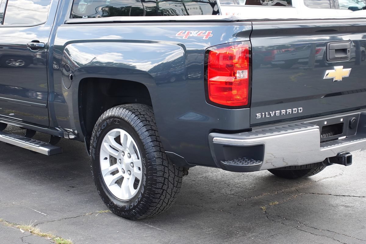 Used 2017 Chevrolet Silverado 1500 LT w/ All Star Edition AWD/4WD image 8