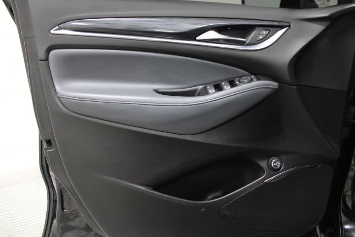 Used 2024 Buick Enclave Essence w/ Experience Buick Package FWD image 19