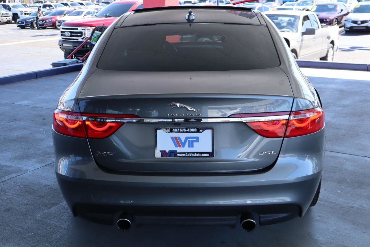 Used 2017 Jaguar XF Premium image 6
