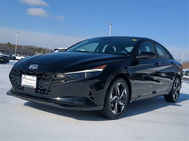 Used 2023 Hyundai Elantra SEL w/ Convenience Package image 7