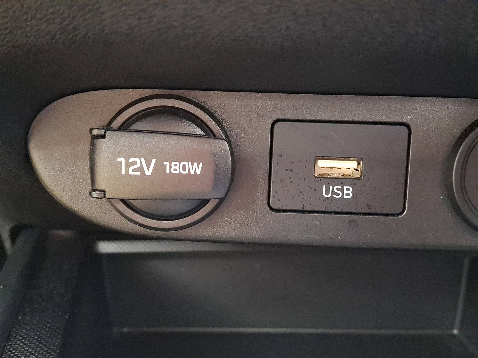 Certified 2023 Hyundai Elantra SEL w/ Preferred Accessory Package image 23