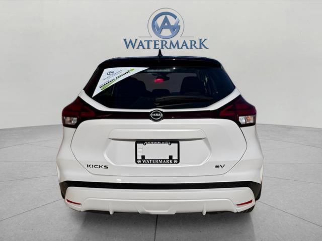 Certified 2023 Nissan Kicks SV FWD image 3
