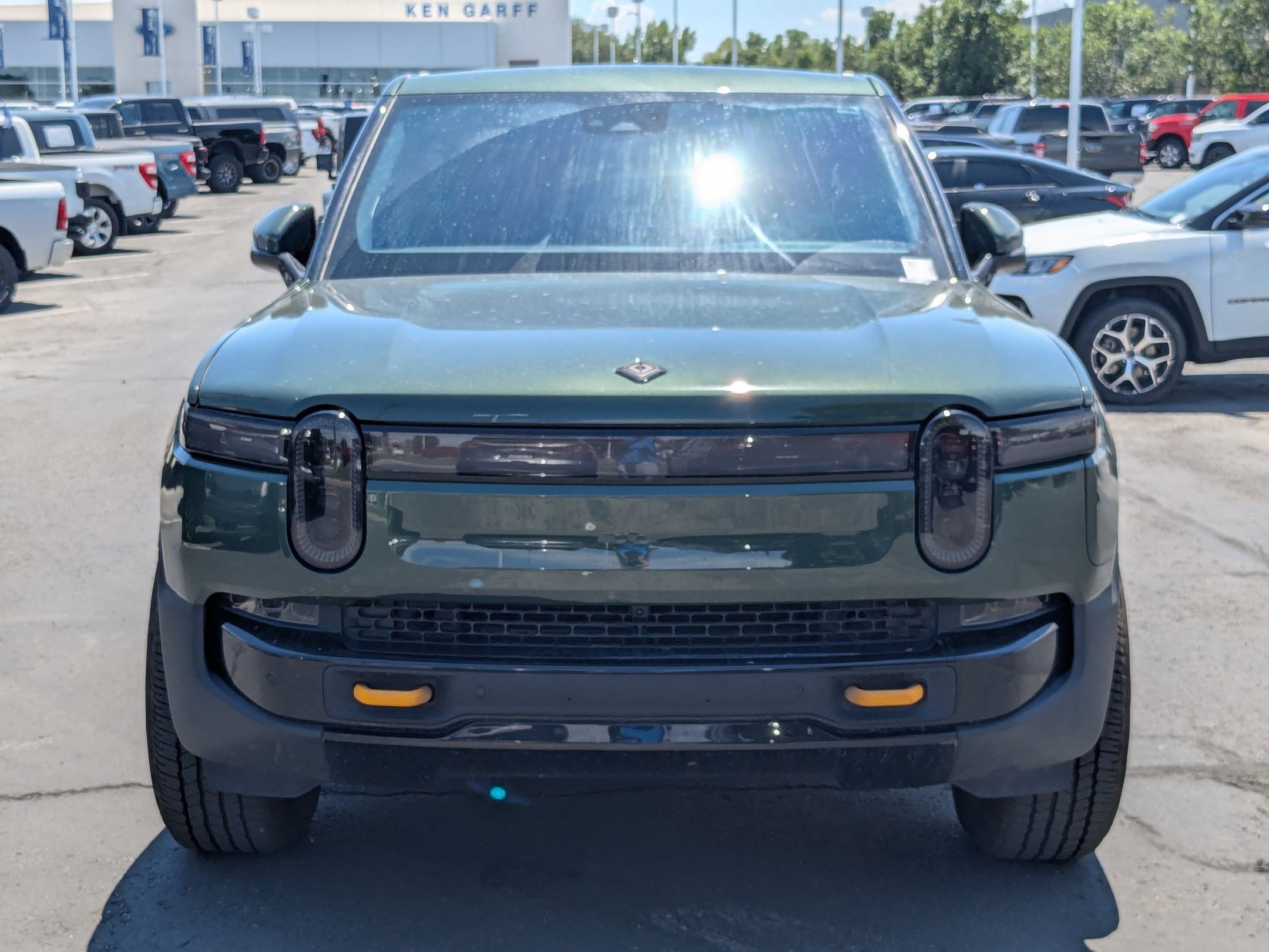 Used 2022 Rivian R1T Adventure AWD/4WD image 11