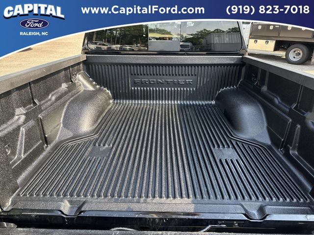 Used 2025 Nissan Frontier SV RWD image 16
