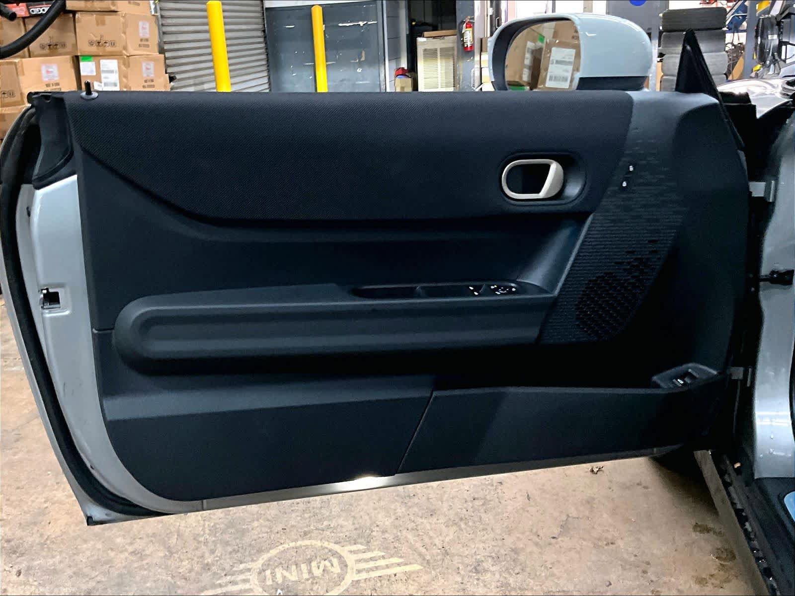 Certified 2025 MINI Cooper 2-Door Hardtop FWD image 24