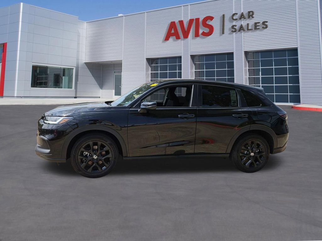 Used 2025 Honda HR-V Sport image 2