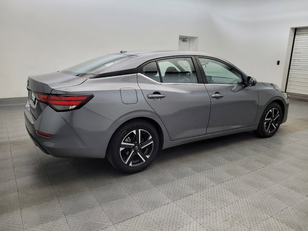 Used 2025 Nissan Sentra SV FWD image 10