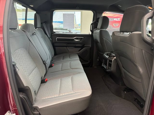 Used 2025 RAM 1500 Big Horn AWD/4WD image 8
