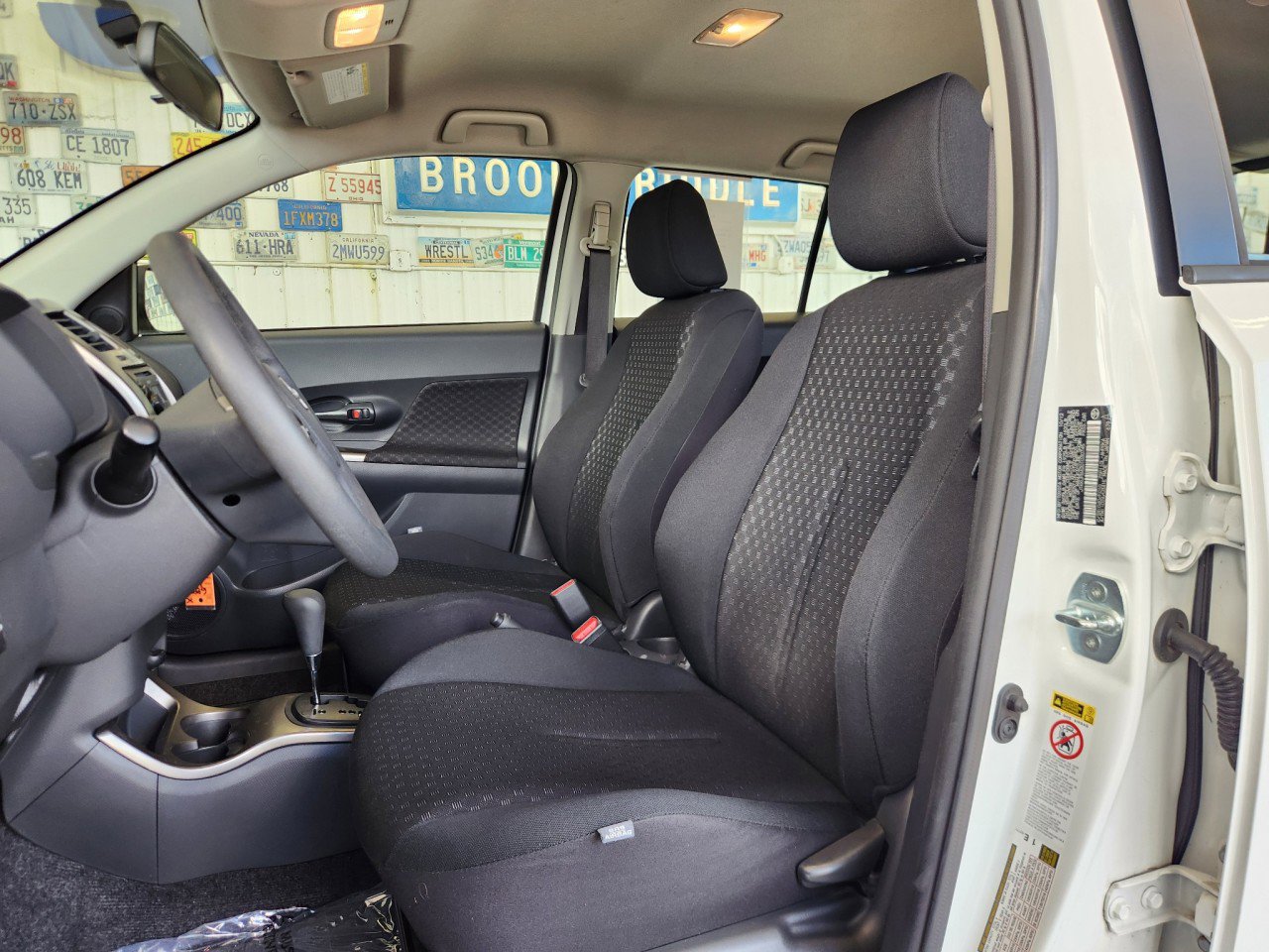 Used 2013 Scion xD image 4