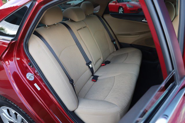 Used 2011 Hyundai Sonata GLS FWD image 40