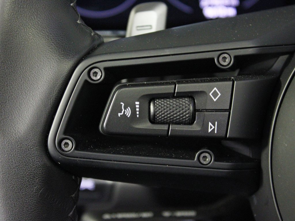 Used 2024 Porsche 911 Carrera GTS image 29