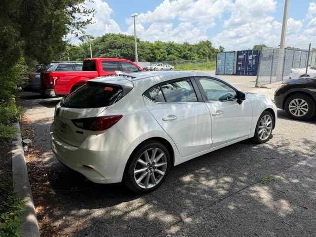 Used 2017 MAZDA MAZDA3 Grand Touring FWD image 3